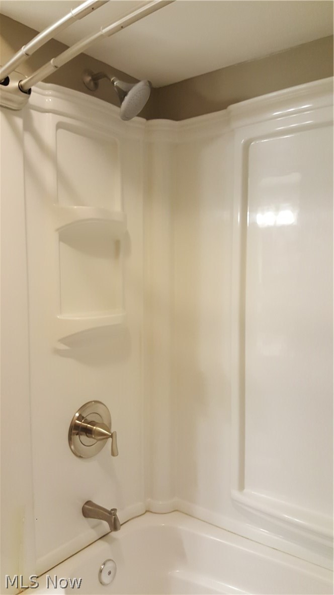 6479 Kerneywood Road Parma, OH 44129 - Photo 11 of 33 Gallery Image 11