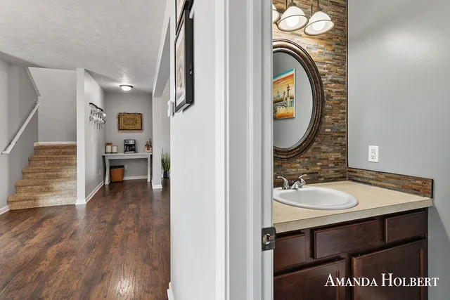 $399,900 | 12100 Russell Way Court, Cedar Springs, MI 49319