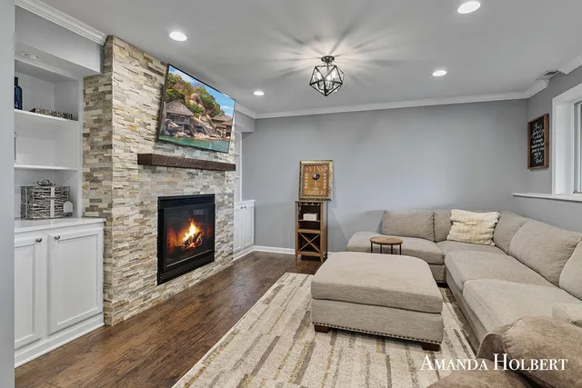 $399,900 | 12100 Russell Way Court, Cedar Springs, MI 49319