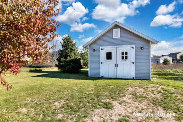 $399,900 | 12100 Russell Way Court, Cedar Springs, MI 49319