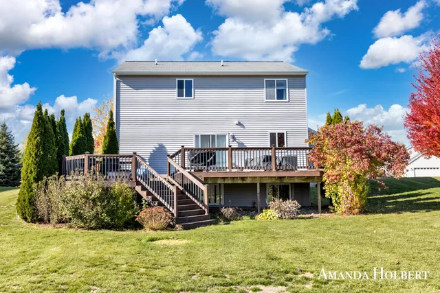 $399,900 | 12100 Russell Way Court, Cedar Springs, MI 49319