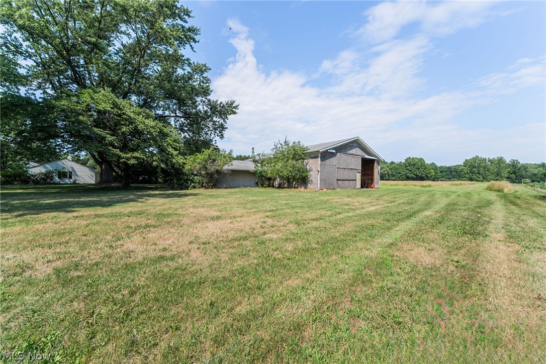 4335 Case Road Avon, OH 44011 - Photo 38 of 42 Gallery Image 38
