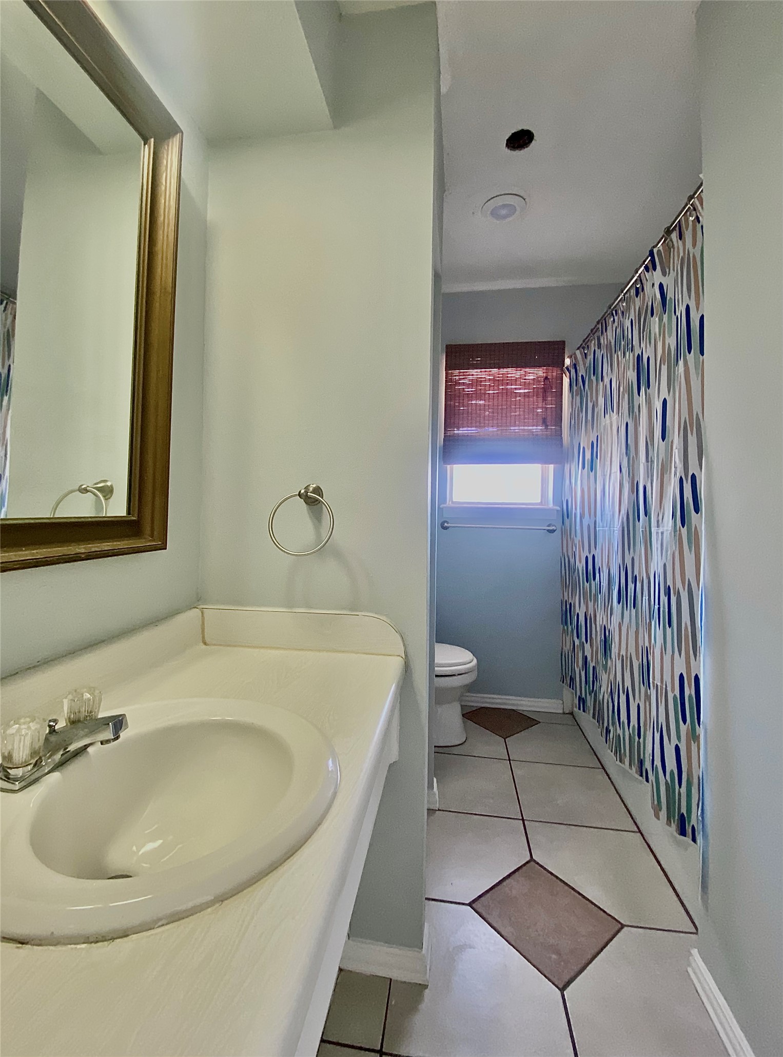 8602 Colonial Drive Austin, TX 78758 - Photo 7 of 15