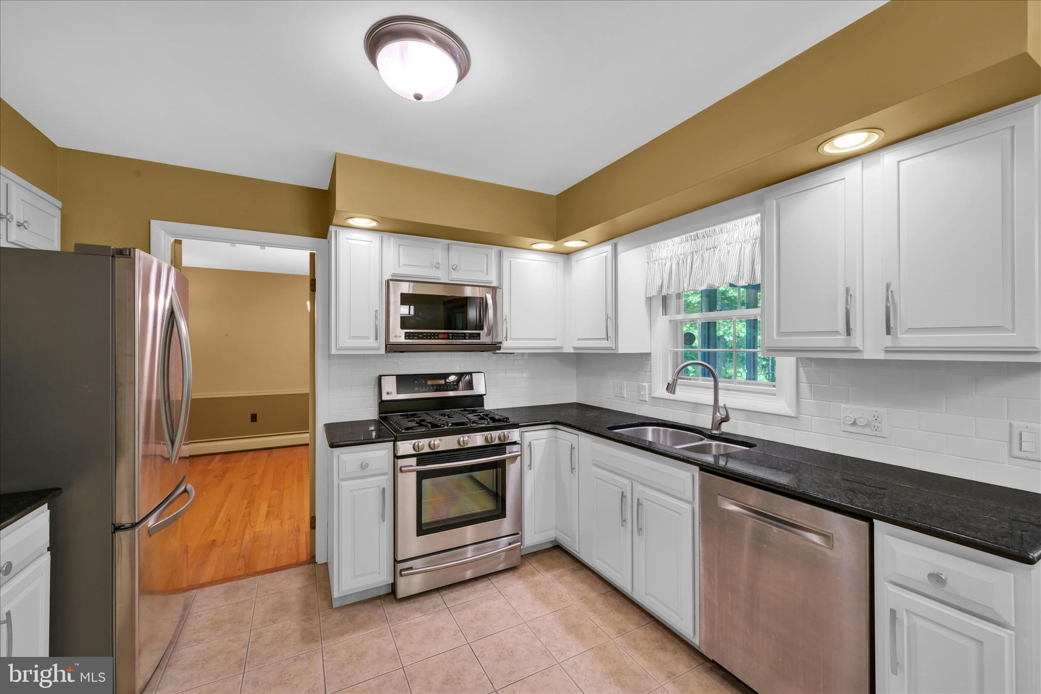 50 Timber Road Pottsville, PA 17901 - Photo 21 of 49 Kitchen