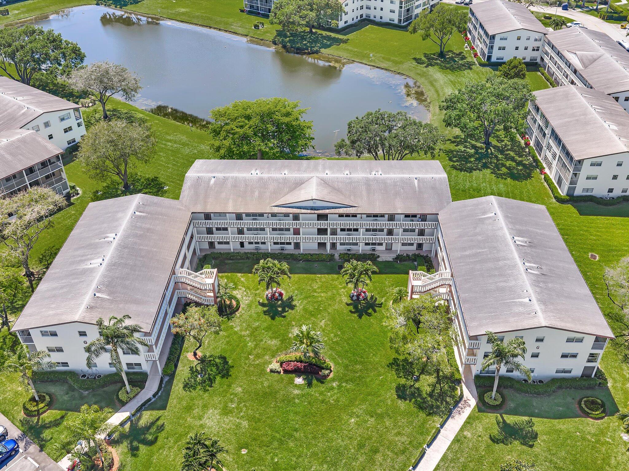 289 Fanshaw Drive, Unit G Boca Raton, FL 33434 - Photo 4 of 39 an aerial view of a