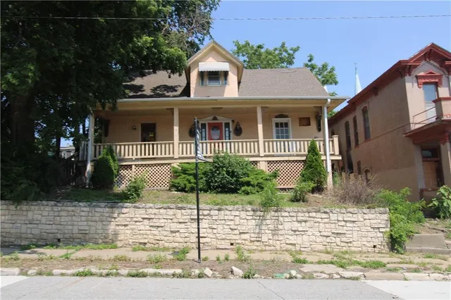 $96,000 | 415 South 9th Street, St. Joseph, MO 64501
