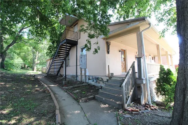 $96,000 | 415 South 9th Street, St. Joseph, MO 64501