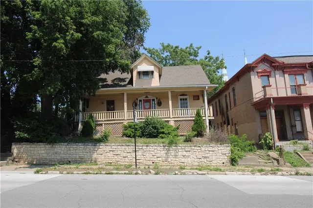 $96,000 | 415 South 9th Street, St. Joseph, MO 64501