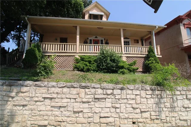 $96,000 | 415 South 9th Street, St. Joseph, MO 64501