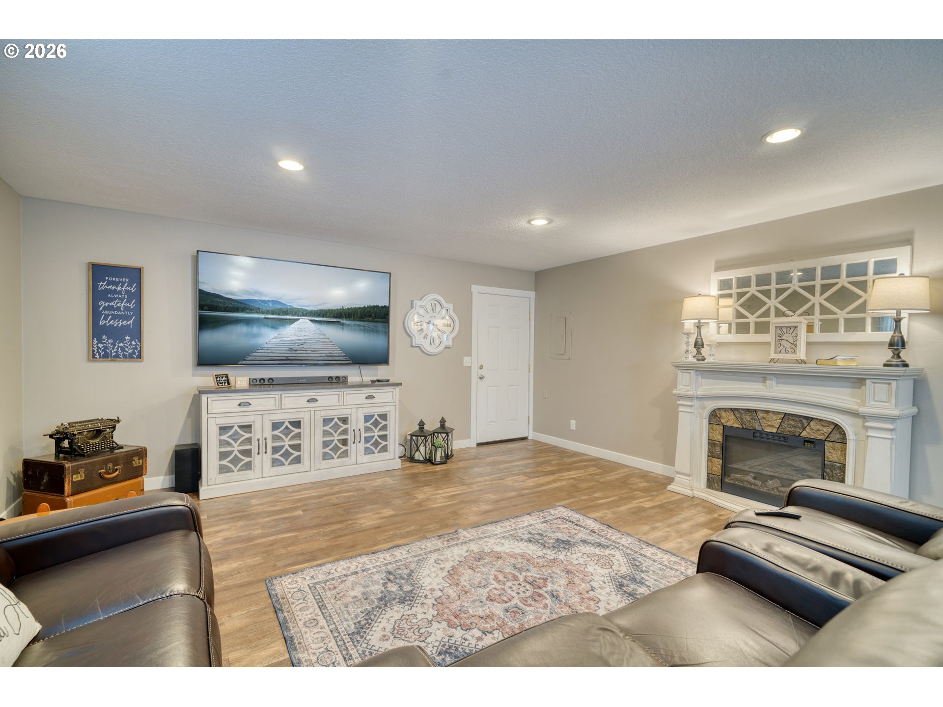 165 North Vernonia Road St. Helens, OR 97051 - Photo 6 of 41 Family Room