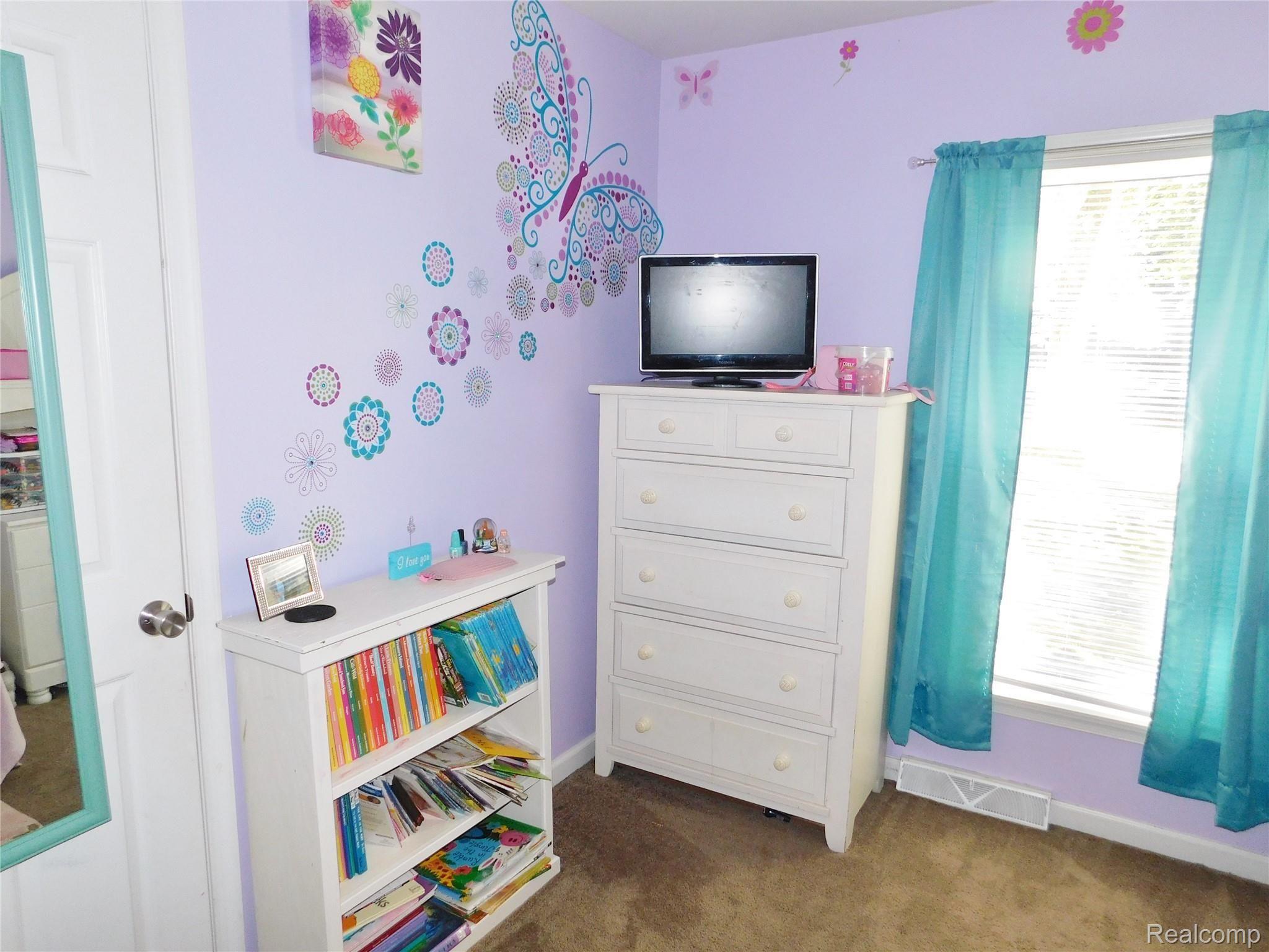 6280 Crandall Road Howell, MI 48855 - Photo 17 of 38 DSCN0111.JPG
