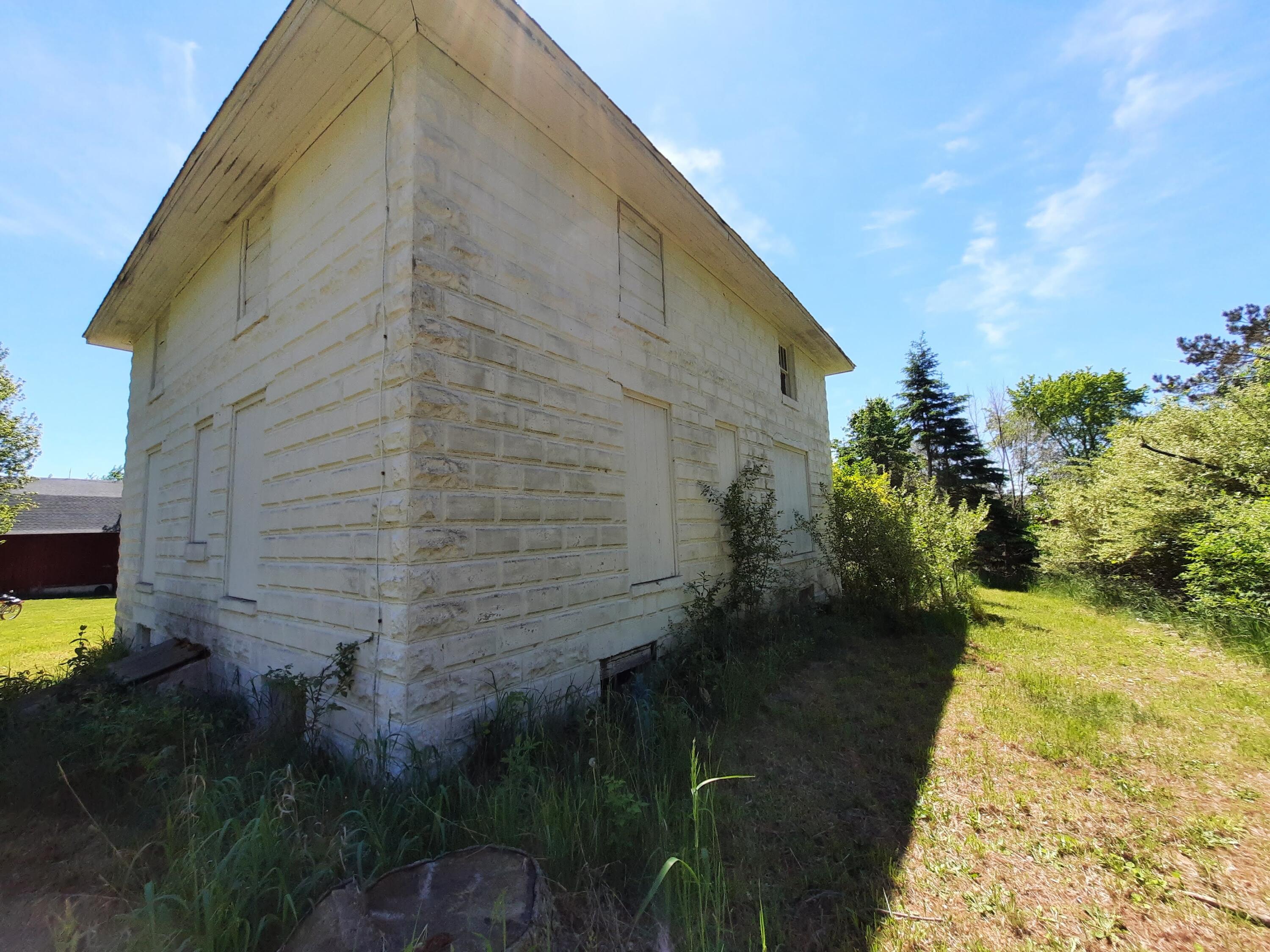 6086 Kerry Road Manistee, MI 49660 - Photo 45 of 48 20210530_123144
