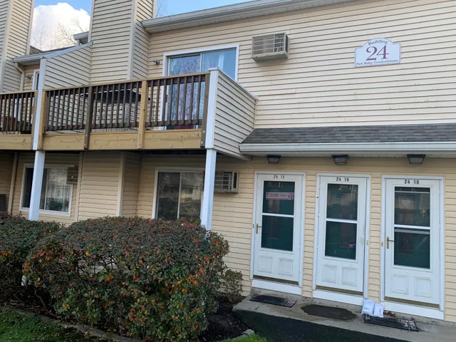 $1,700 | 8 Rose Lane, Unit 2415, Danbury, CT 06811