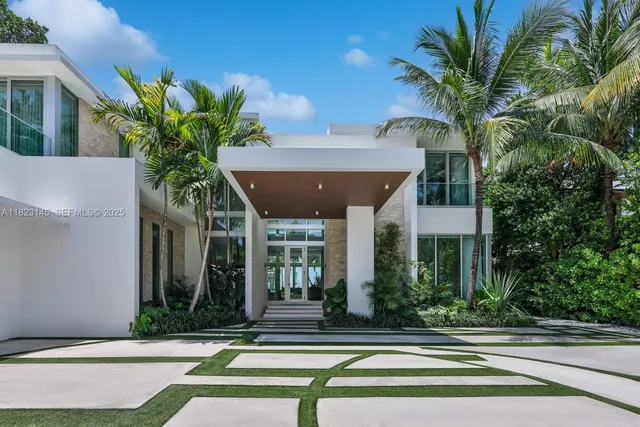 $48,000,000 | 30 Palm Avenue, Miami Beach, FL 33139