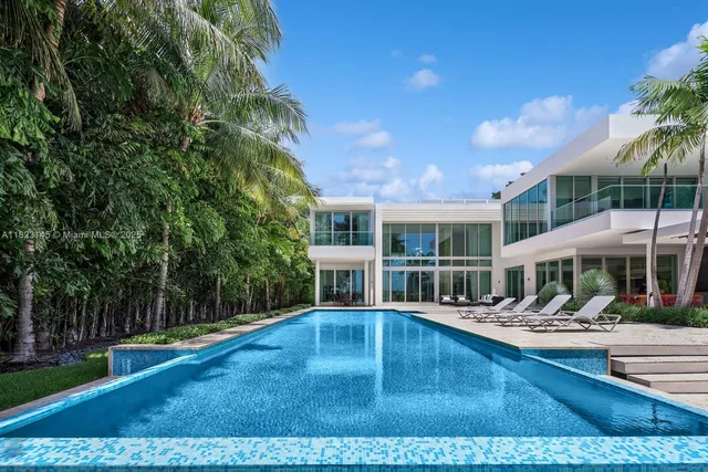 $48,000,000 | 30 Palm Avenue, Miami Beach, FL 33139