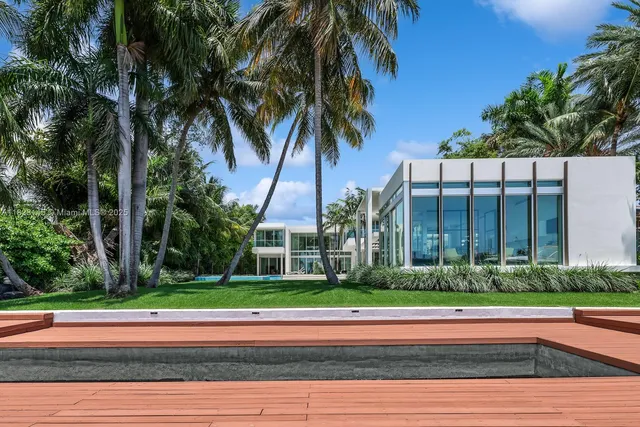 $48,000,000 | 30 Palm Avenue, Miami Beach, FL 33139
