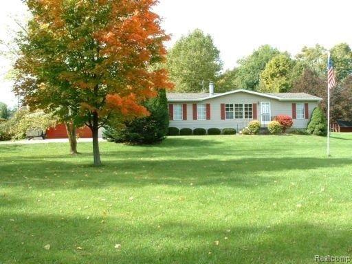 3260 North Mill Road Dryden, MI 48428 - Photo 15 of 16 3260HOUSEFRT_ALL.JPG