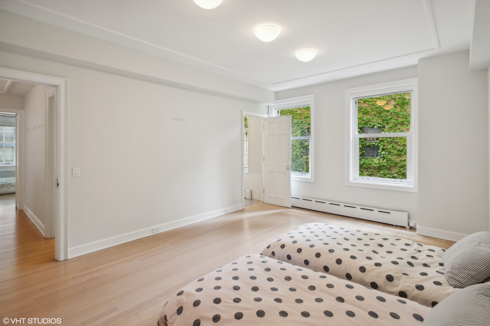 233 East Walton Place, Unit 6 Chicago, IL 60611 - Photo 16 of 18