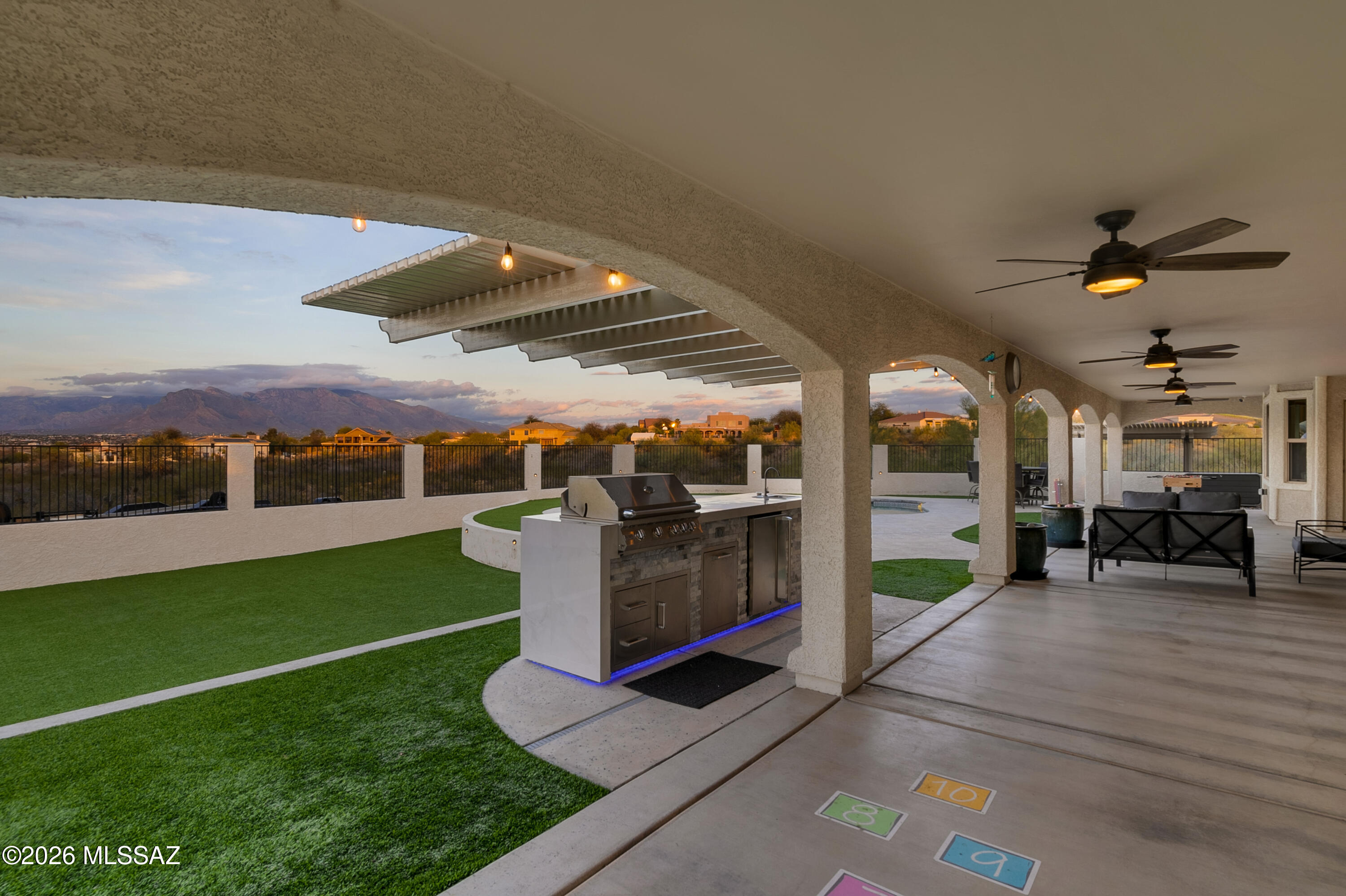 4892 West Sunset Road Tucson, AZ 85743 - Photo 22 of 45 Turf & Patio