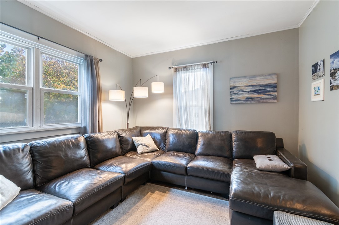 5889 Joy Road Sodus, NY 14505 - Photo 16 of 30 family room