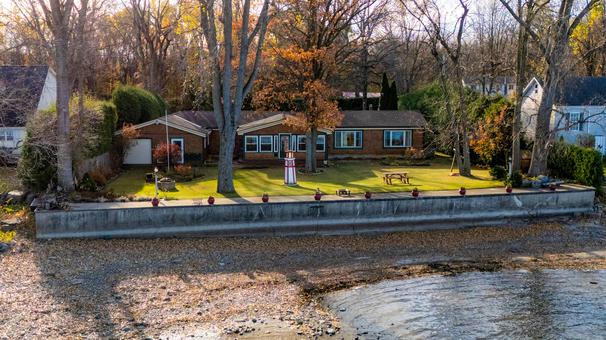 390 Dickson Point Road Plattsburgh, NY 12901 - Photo 4 of 29 Gallery Image 4