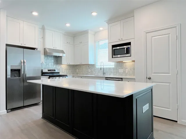 $399,000 | 2446 Rosemary Sage Drive, Fulshear, TX 77423