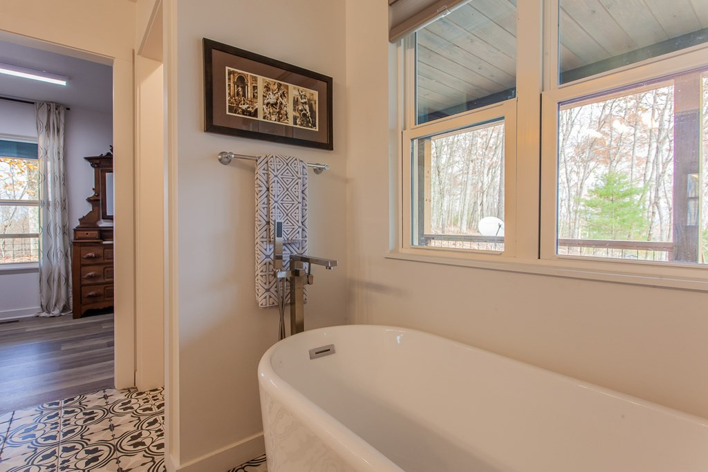 404 Caldwell Road Brasstown, NC 28902 - Photo 33 of 76 Gallery Image 33