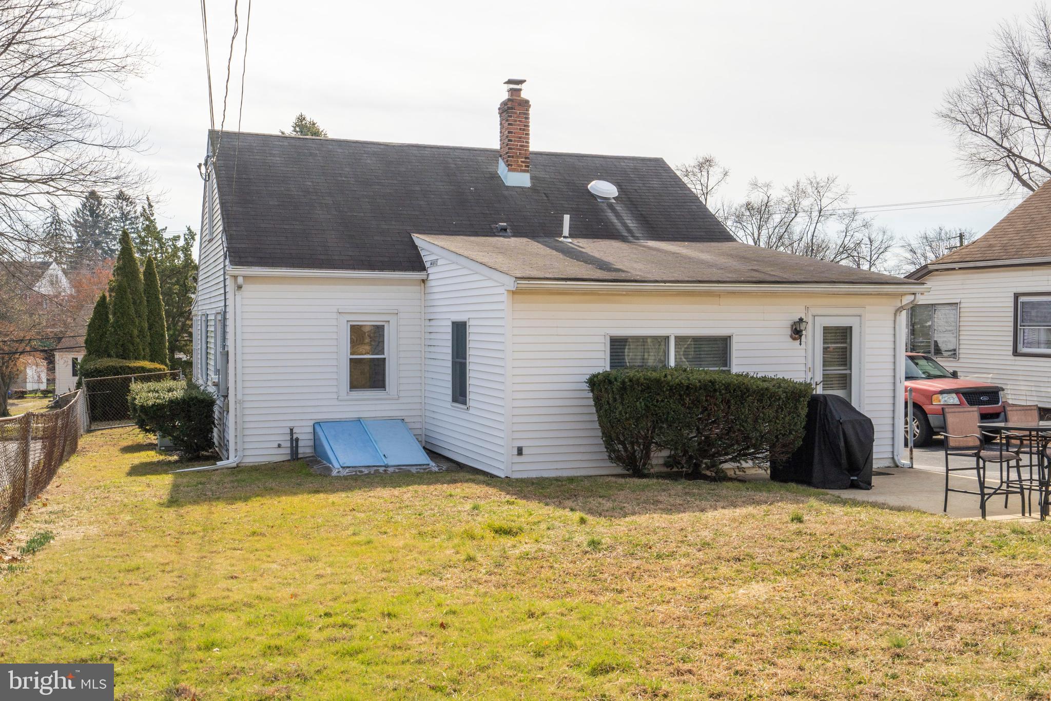 1740 Dutton Mill Road Aston, PA 19014 - Photo 13 of 37