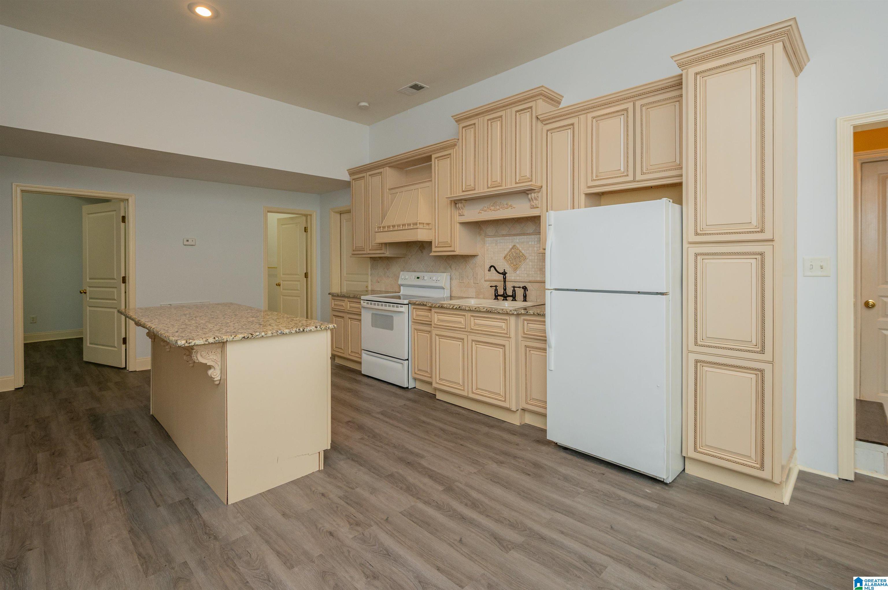 2301 Longleaf Way Birmingham, AL 35243 - Photo 36 of 50