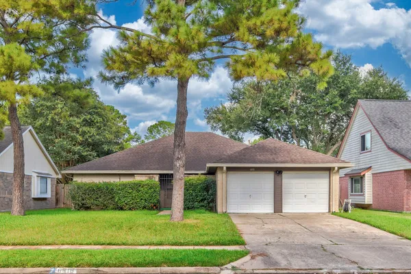 $2,100 | 6818 Brockington Drive, Katy, TX 77494
