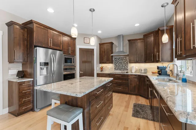 $675,000 | 1157 8th Avenue Northwest, Byron, MN 55920