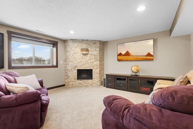 $675,000 | 1157 8th Avenue Northwest, Byron, MN 55920