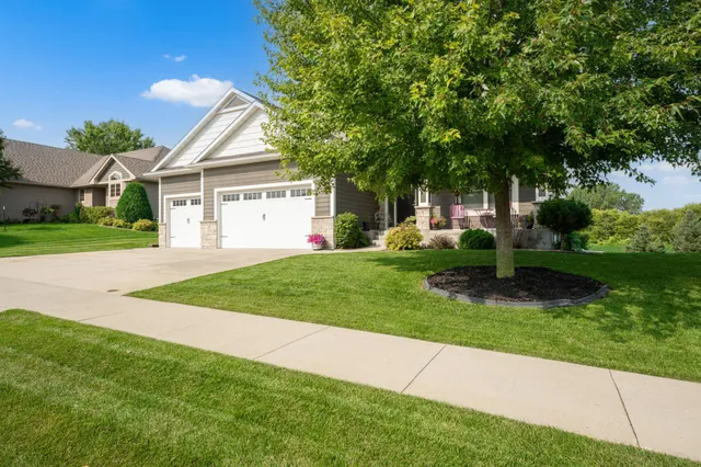 $675,000 | 1157 8th Avenue Northwest, Byron, MN 55920