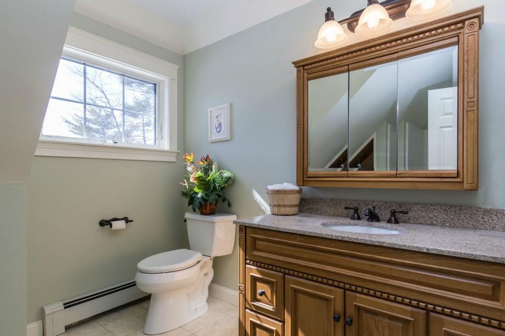 20 Lea Shores Road Woolwich, ME 04579 - Photo 22 of 30 Bathroom