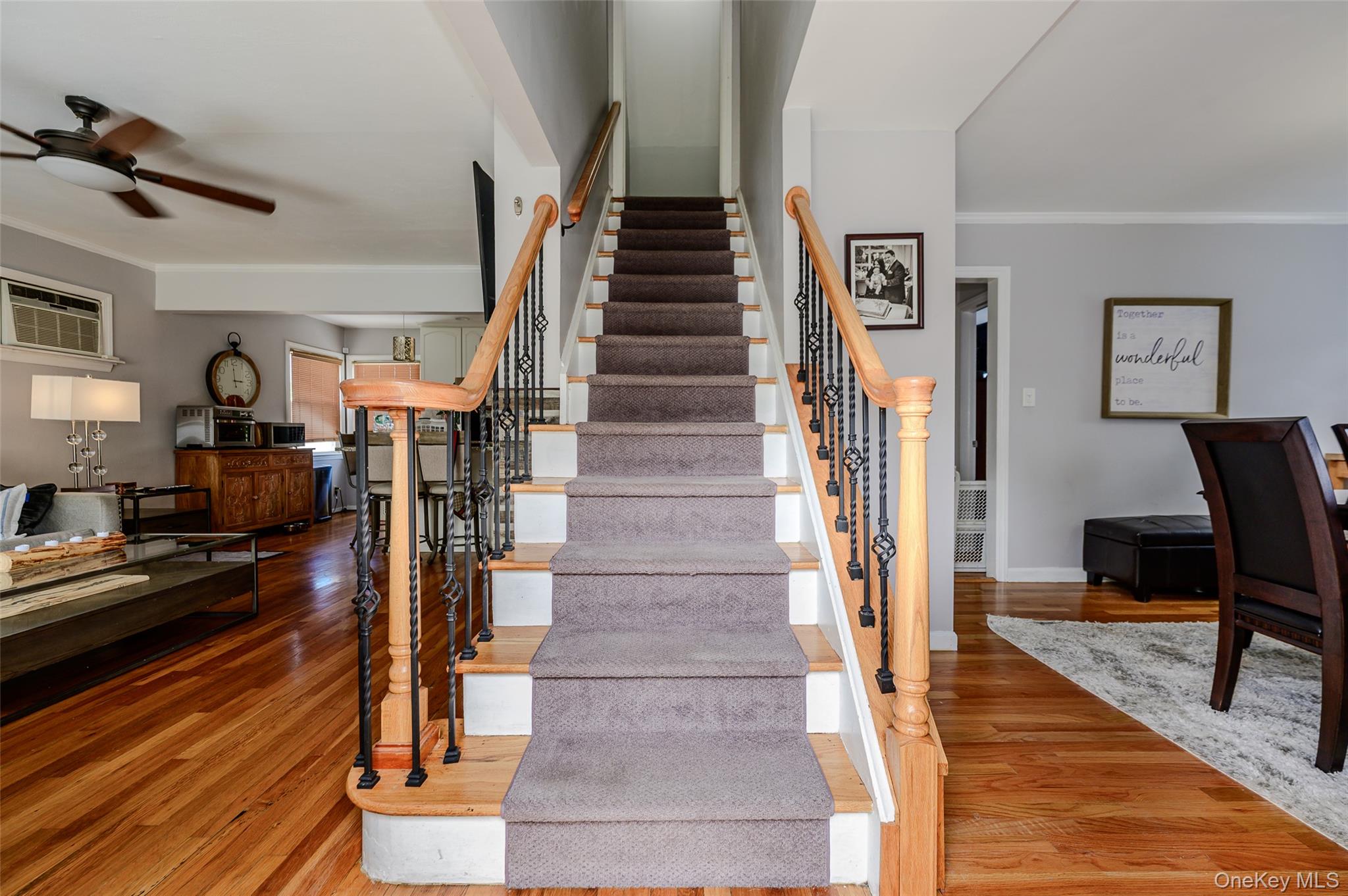 26 Rhode Avenue Merrick, NY 11566 - Photo 2 of 27