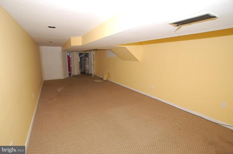 3700 Leverton Street Silver Spring, MD 20906 - Photo 15 of 15 Family Room