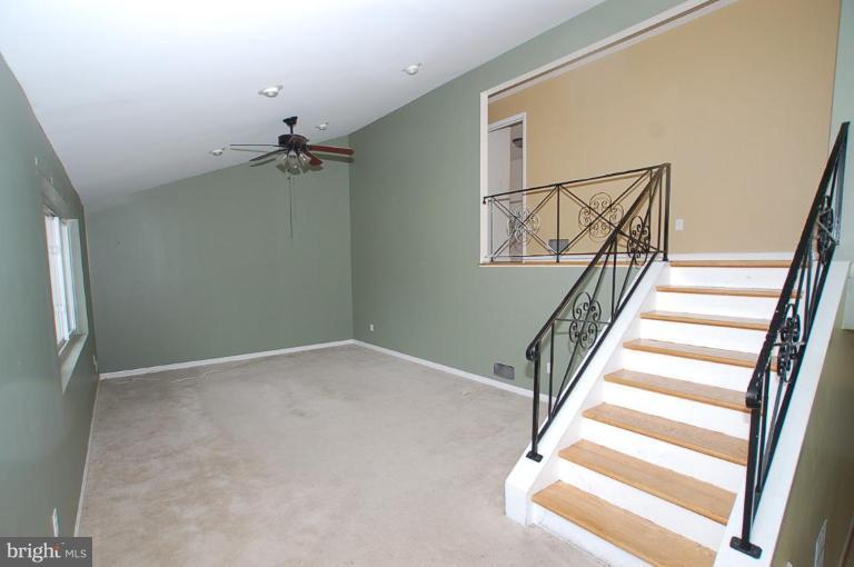 3700 Leverton Street Silver Spring, MD 20906 - Photo 3 of 15 Living Room