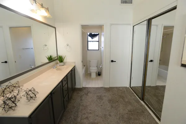 $335,000 | 1401 Hood Road, Sacramento, CA 95825