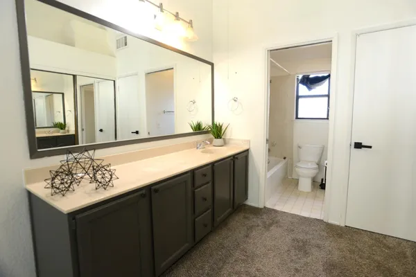 $335,000 | 1401 Hood Road, Sacramento, CA 95825