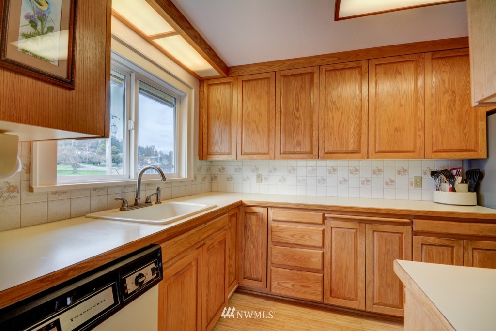 840 Old Beach Road Freeland, WA 98249 - Photo 13 of 23 Gallery Image 13
