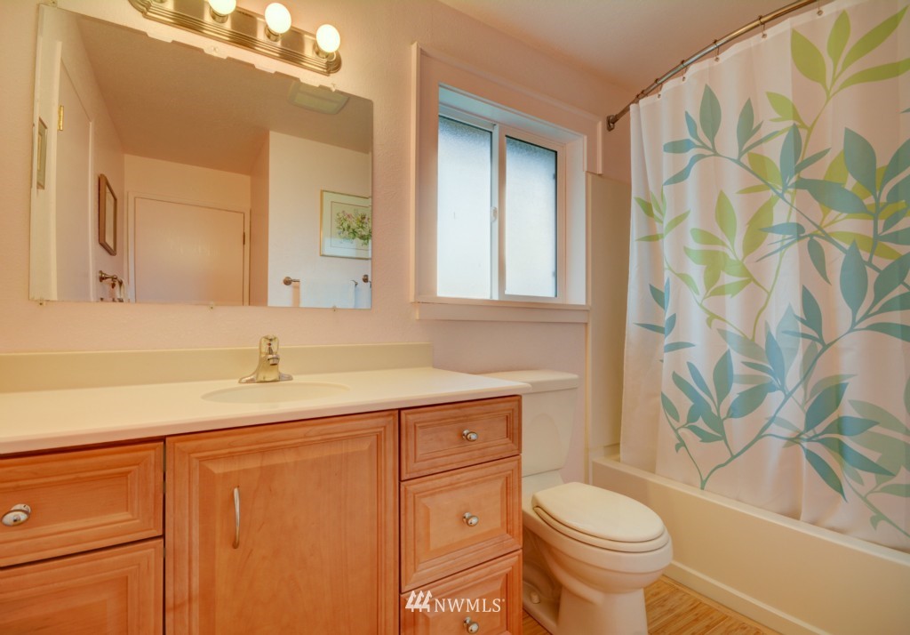 840 Old Beach Road Freeland, WA 98249 - Photo 14 of 23 Gallery Image 14