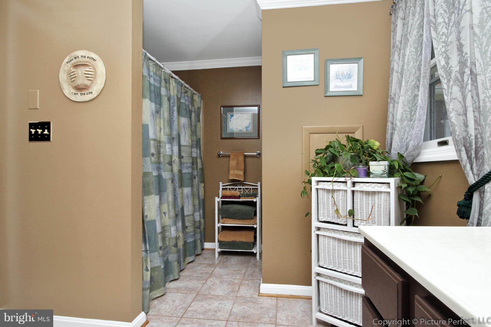 6320 New London Road New Market, MD 21774 - Photo 12 of 30 Bath