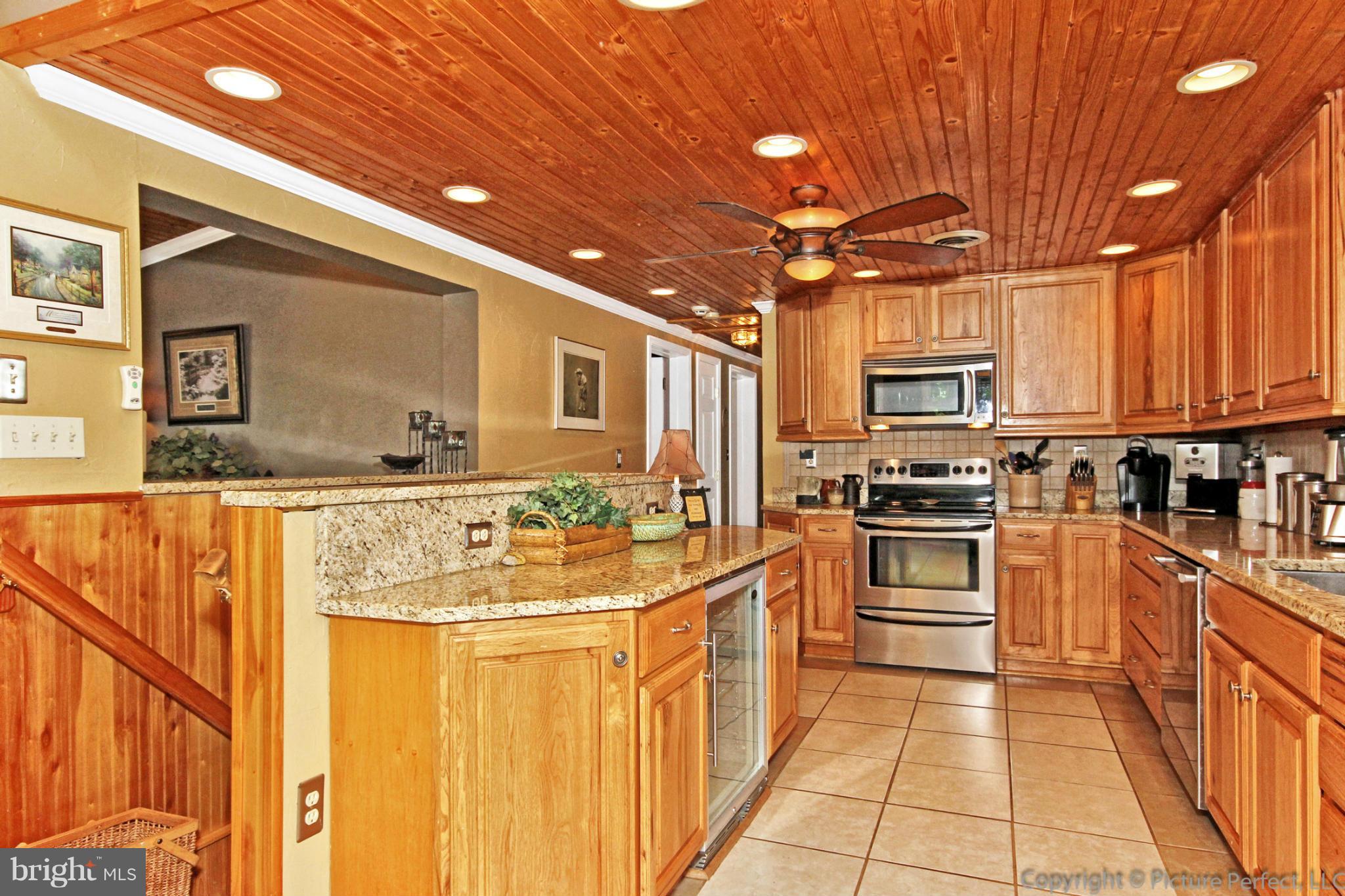 6320 New London Road New Market, MD 21774 - Photo 7 of 30 Kitchen