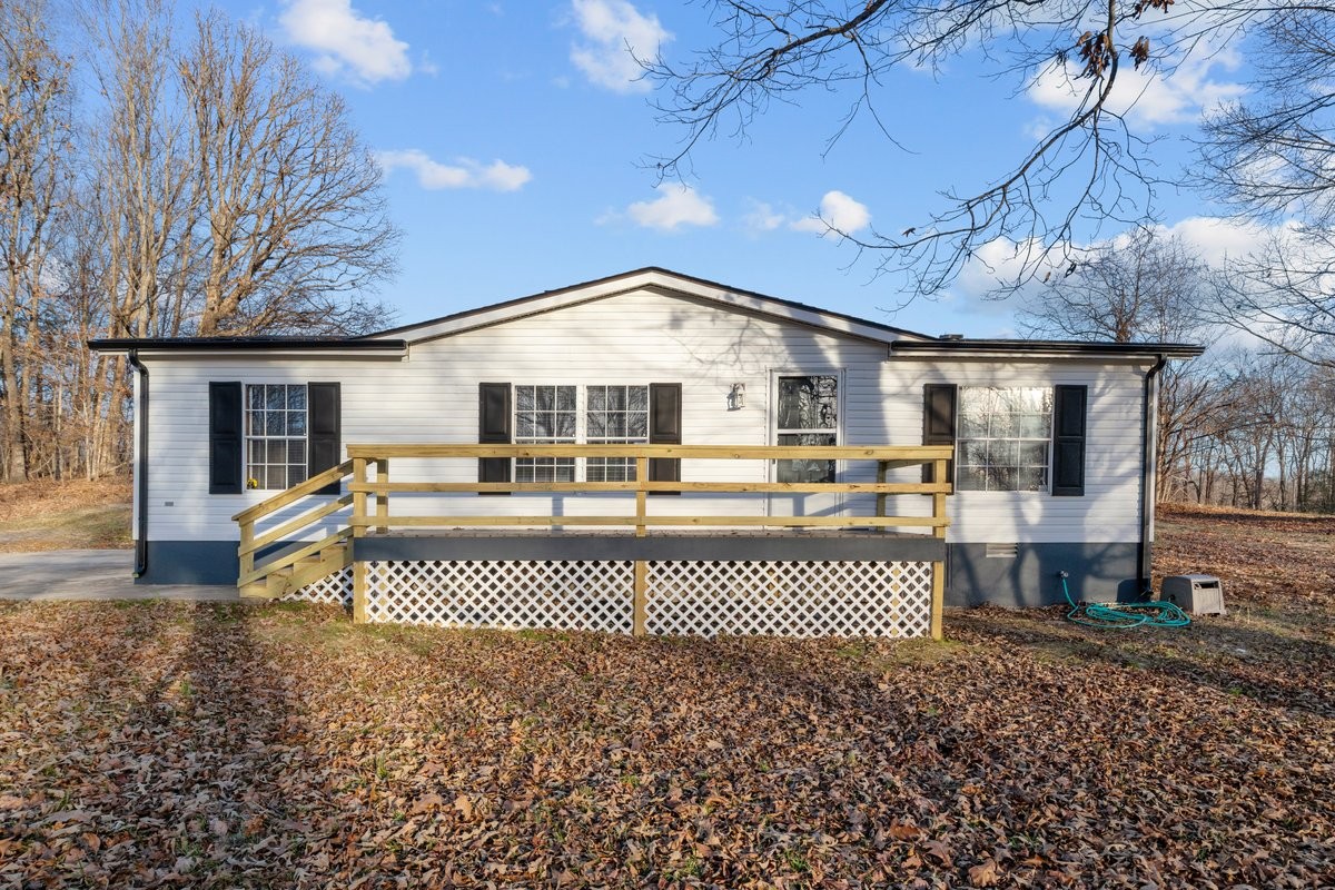 377 Shepherd Hollow Road Indian Mound, TN 37079 - Photo 2 of 30