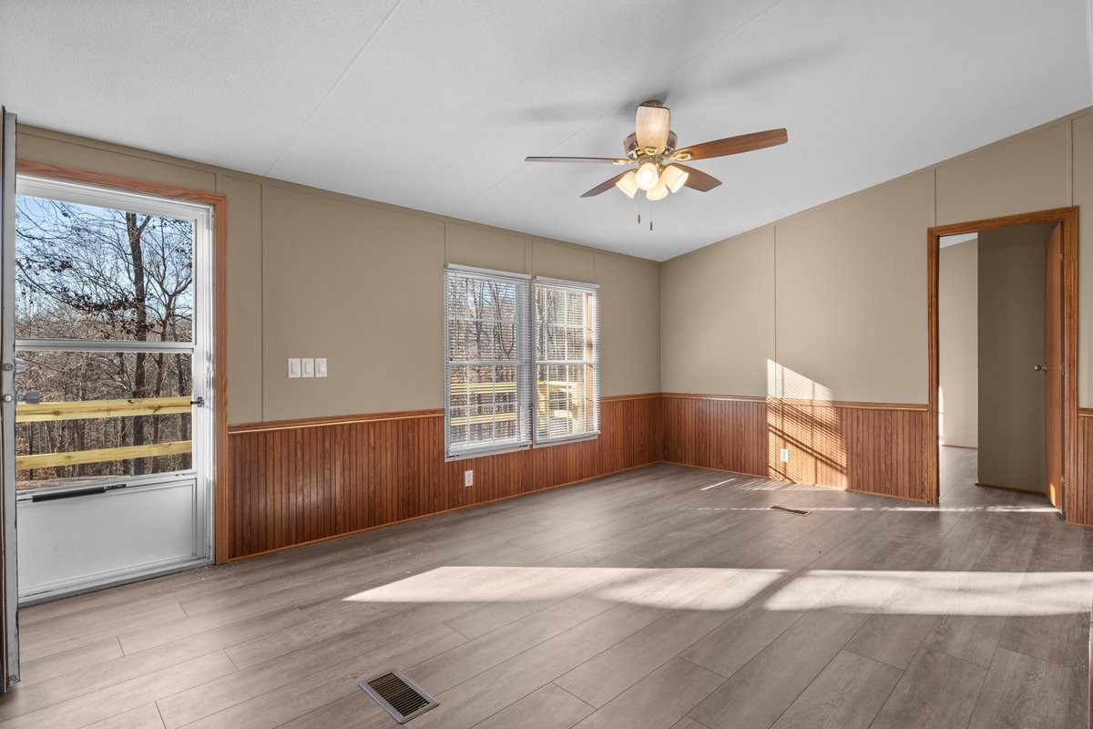 377 Shepherd Hollow Road Indian Mound, TN 37079 - Photo 5 of 30