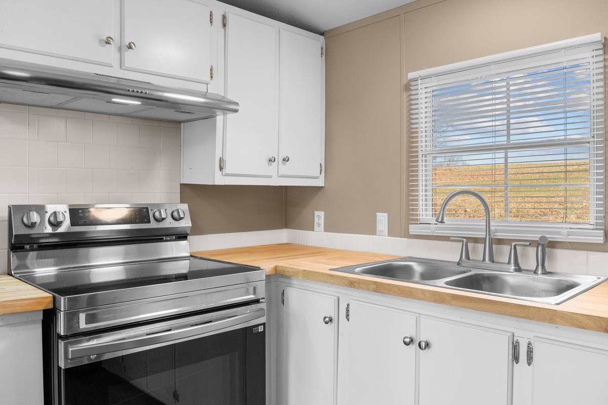 377 Shepherd Hollow Road Indian Mound, TN 37079 - Photo 9 of 30