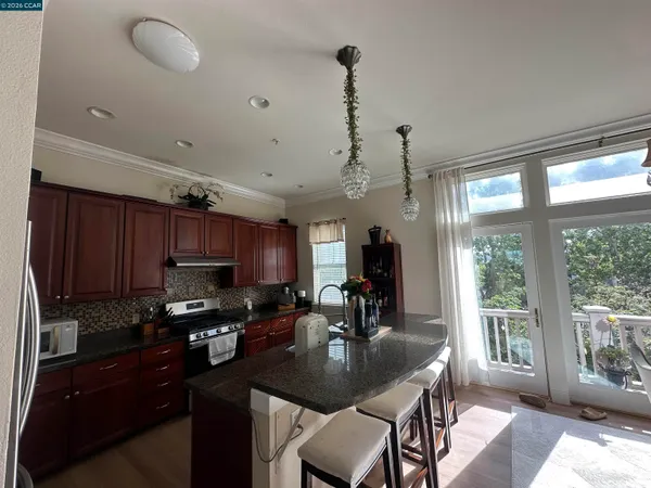 $1,198,000 | 2144 Railroad Avenue, Hercules, CA 94547