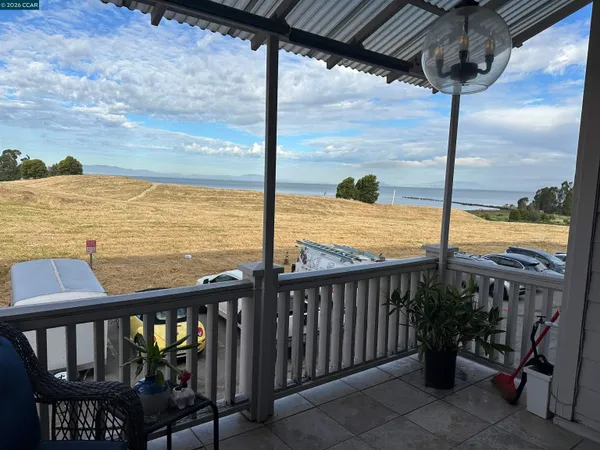 $1,198,000 | 2144 Railroad Avenue, Hercules, CA 94547
