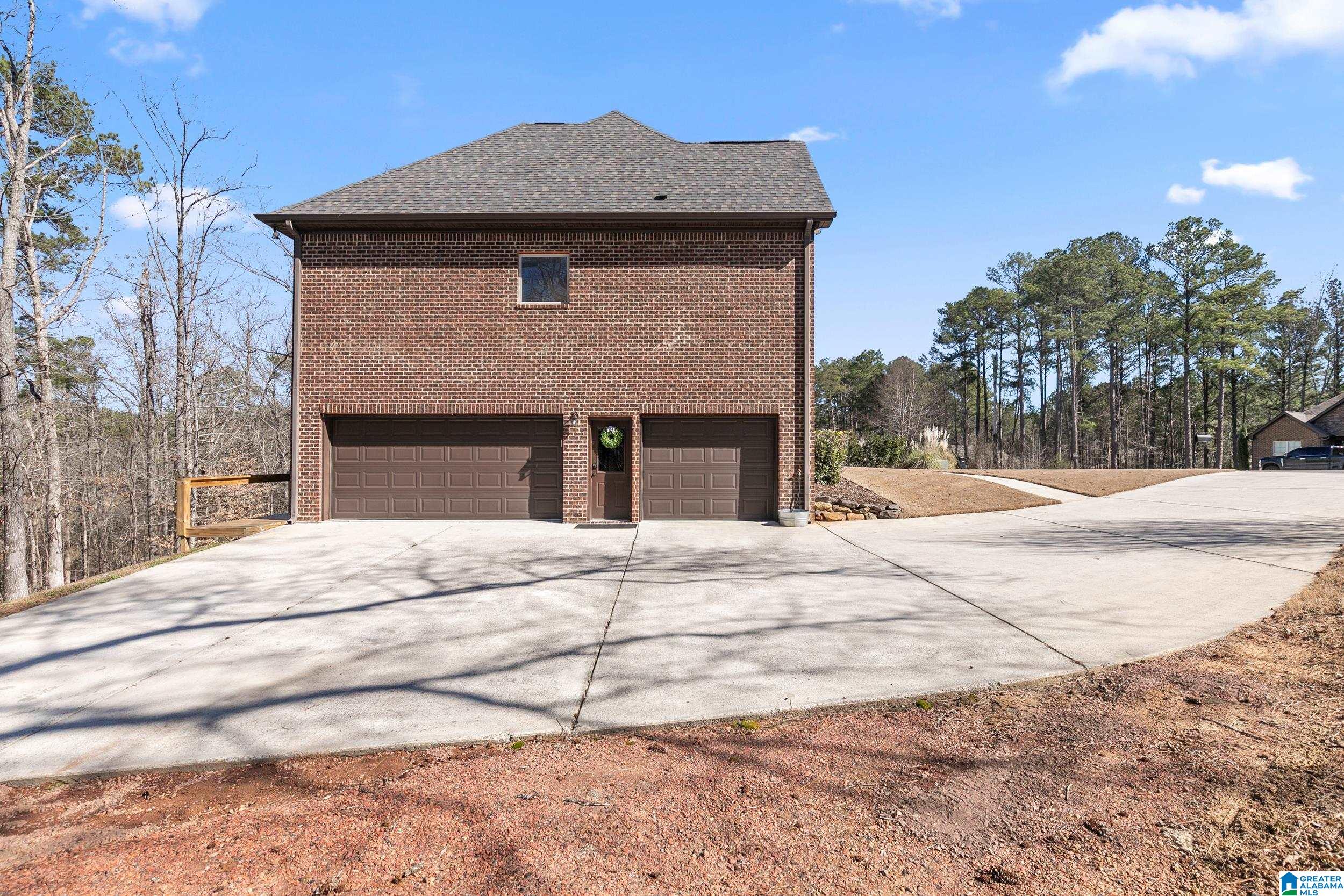 1077 Sedgefield Circle Morris, AL 35116 - Photo 4 of 47