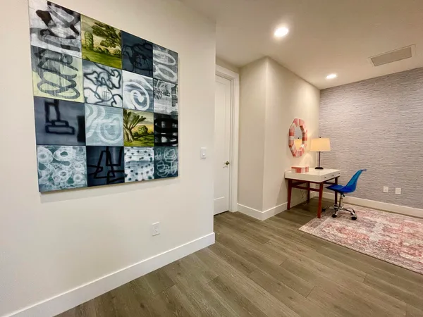 a view of a entryway with furniture